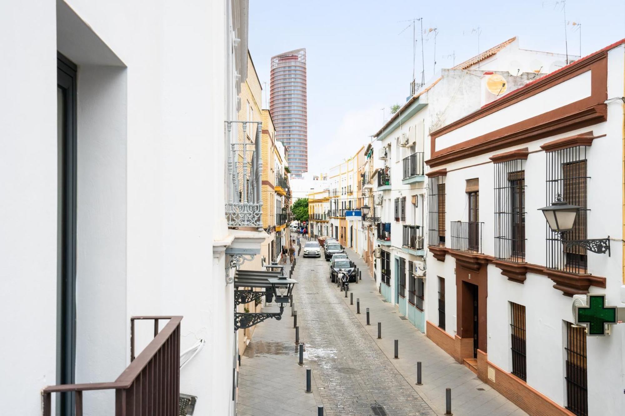 Apartamentos Dolium, Seville